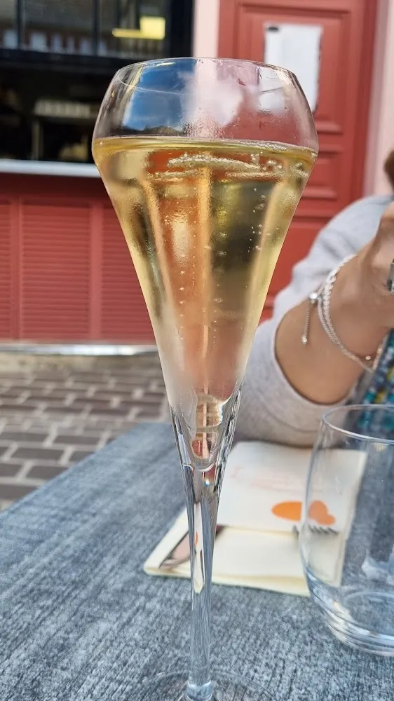 Champagne Brut